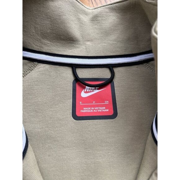 Nike Sportswear Tech Fleece Men's 1/2-Zip Sweatshirt Olive NWT FB7998 Small - Picture 3 of 8